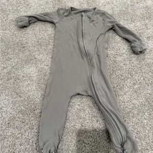 Caden Lane green/gray Ribbed Footed One-Piece Zippy